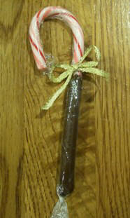 Make chocolate candy canes to give as Christmas gifts